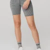 7&quot; High-Waist Micro Houndstooth Biker Short - White/Black