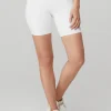 7&quot; High-Waist Biker Short - White