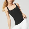 Ribbed Minimalist Tank - Black