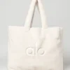 Foxy Sherpa Tote - Ivory