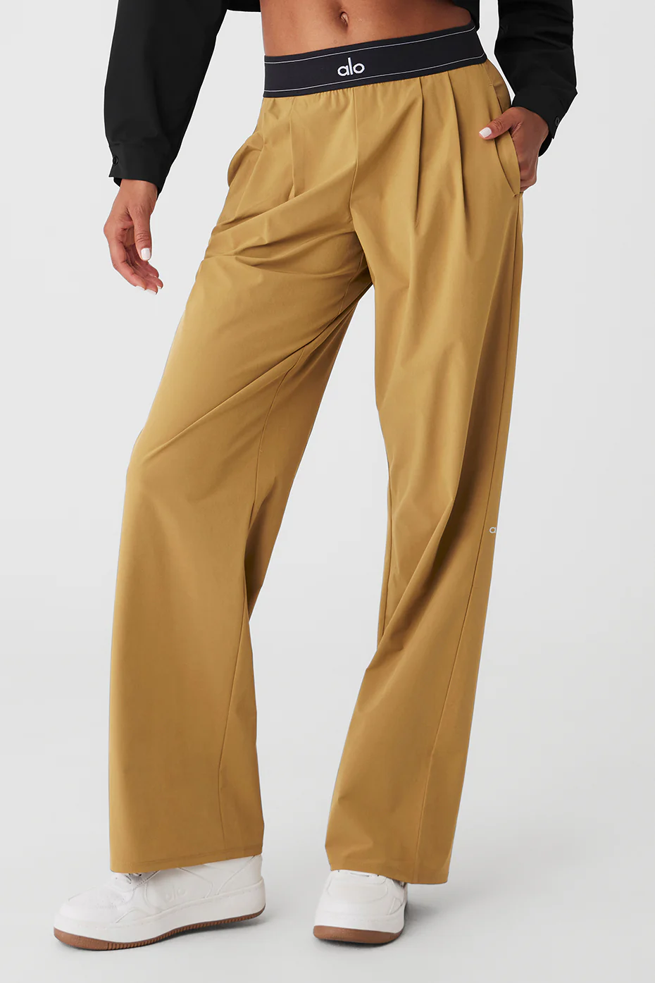 Suit Up Trouser - Golden Olive Branch/Black