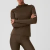 Airlift Winter Warm Hooded Runner - Espresso