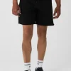 Sports Club Palms Chill Short - Black/Dark Grey